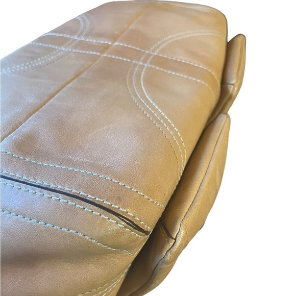 Coach 2005 Brown Shoulder Bag - Picture 7 of 10